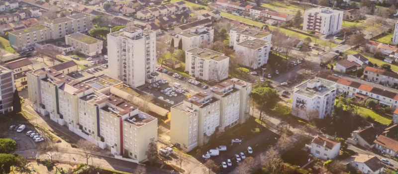 La préfète condamne les violences commises
