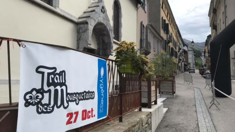 Le Trail des Mousquetaires profite d'un superbe panorama au départ