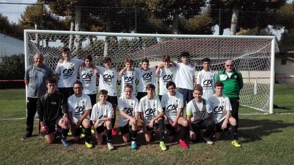  Photo Béatrice Ruflade . L'entente ESA-AJA en U17