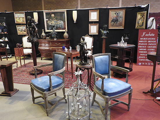 Un salon d'un grand professionnalisme. De quoi satisfaire les chineurs amoureux des objets chargés d'histoire.  