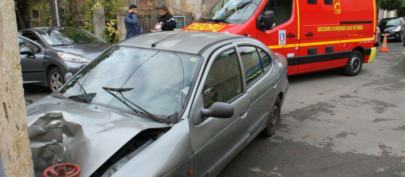 Accidents de voiture et vol sur véhicule