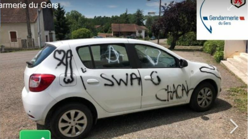 Les auteurs des tags interpellés