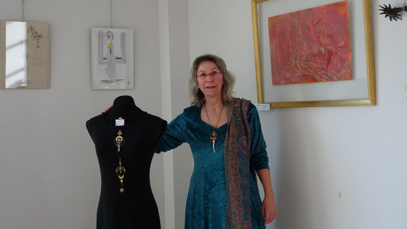 Les talismans de Lisa Burzan à la Médiathèque 