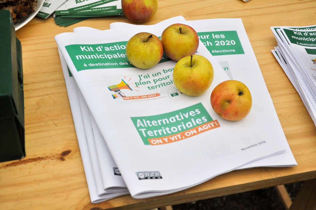 Le Kit'actions remis aux trois candidats déclarés