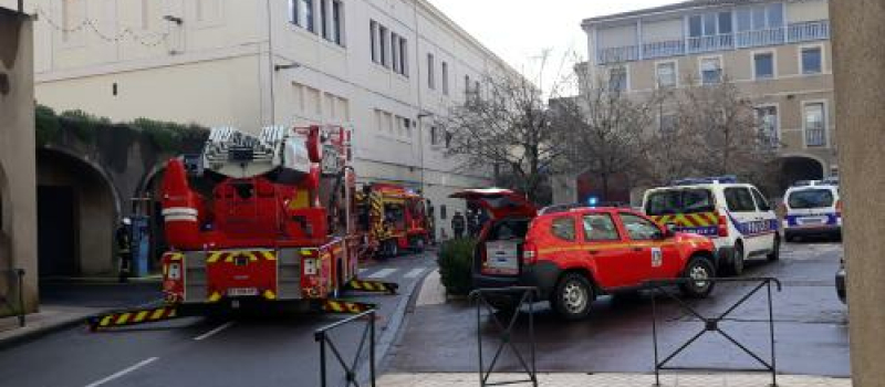 7 voitures incendiées dans le parking souterrain 