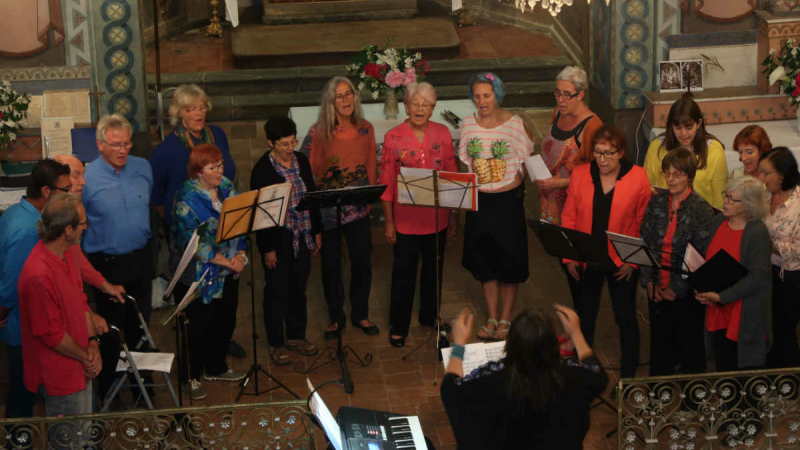 Concert à l'église organisé par Confluences