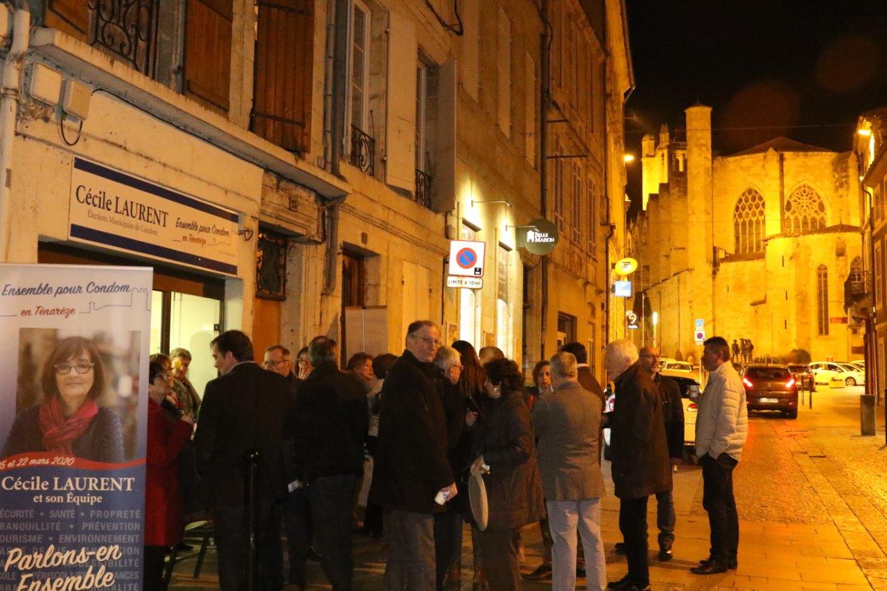Une permanence bien située à deux pas de la Cathédrale de Condom - Photo Marc Le Saux