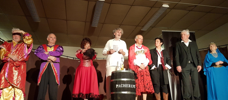 Un beau théâtre "La cave aux Fioles"