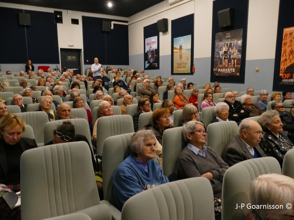 Une salle bien remplie - Photos fournies par la Mésange Bleue - Copyright J-P. Goarnisson