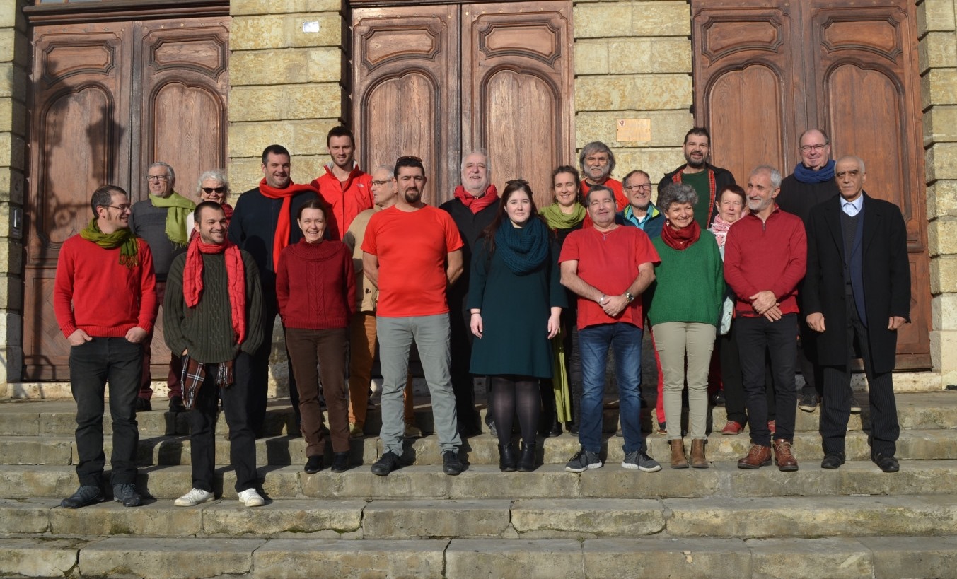 Les candidats " « Auscitain.es Solidaires et Responsables ».