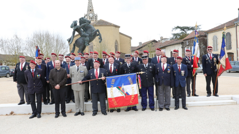 La section du Gers de l'Union des Parachutistes