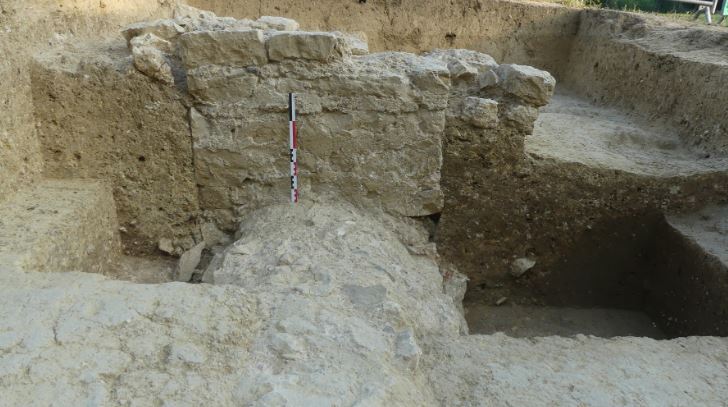 L'Aqueduc : les fouilles - Photo site mairie de Pavie