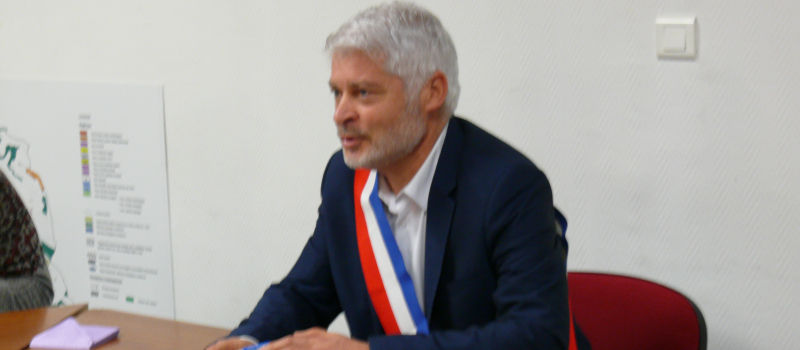 Réactions du maire, Jean-Michel Blay, face au confinement 
