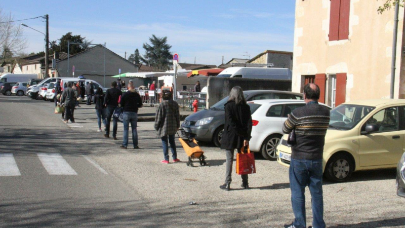 Les consignes sont respectées, le marché s'est déroulé sans encombres