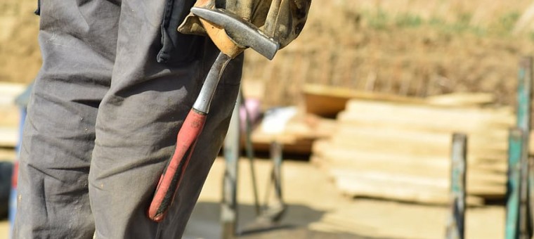 tool-construction-workers-room-hammer-craftsmen.jpg