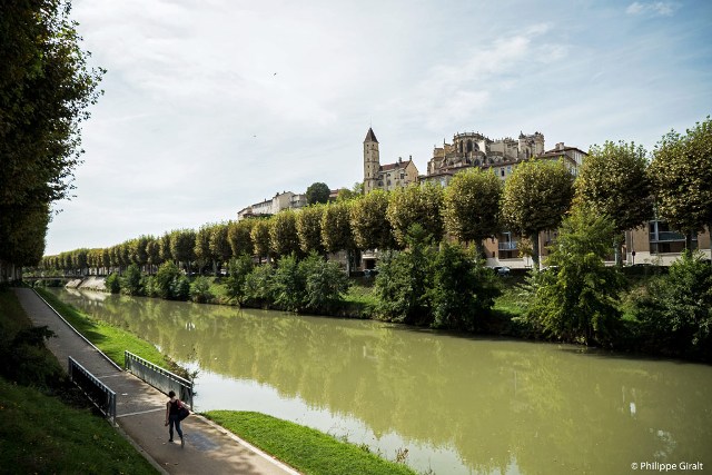 Attention, les berges du Gers restent fermées jusqu’à nouvel ordre. 