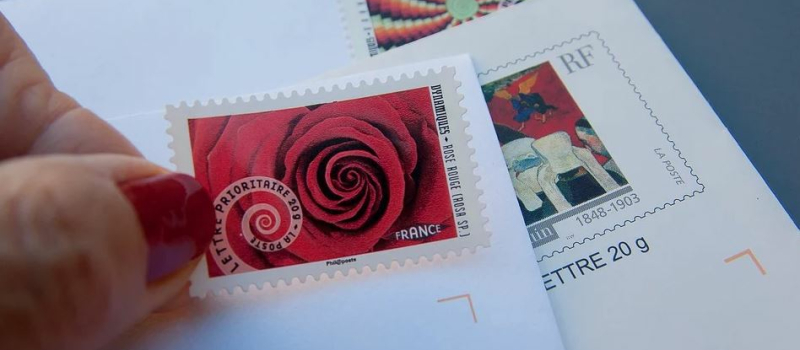 Retrouvez vos habitudes quotidiennes : relever votre courrier dans la boîte aux lettres !