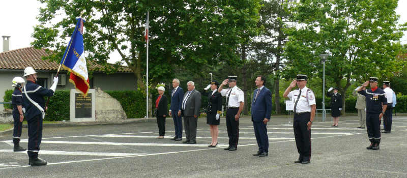 Hommage national aux pompiers décédés