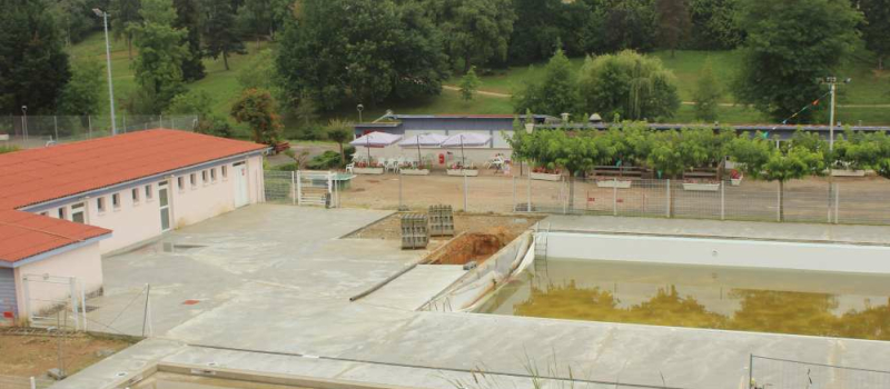 La piscine est fermée pour la saison