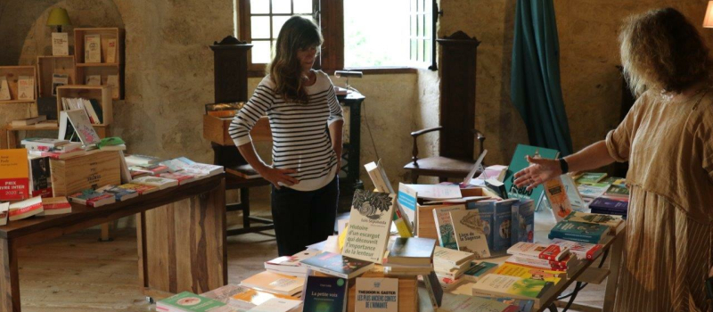 Une animation culturelle : exposition et nouvelle librairie