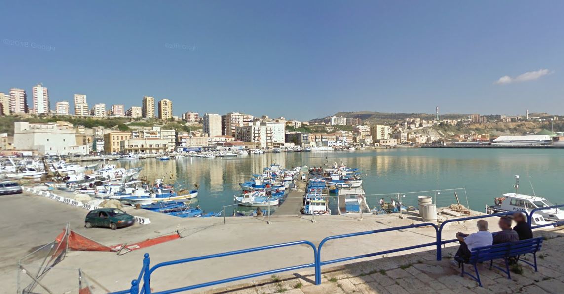 Une vue de Porto Empedocle, en Sicile, dans la province d'Agrigente