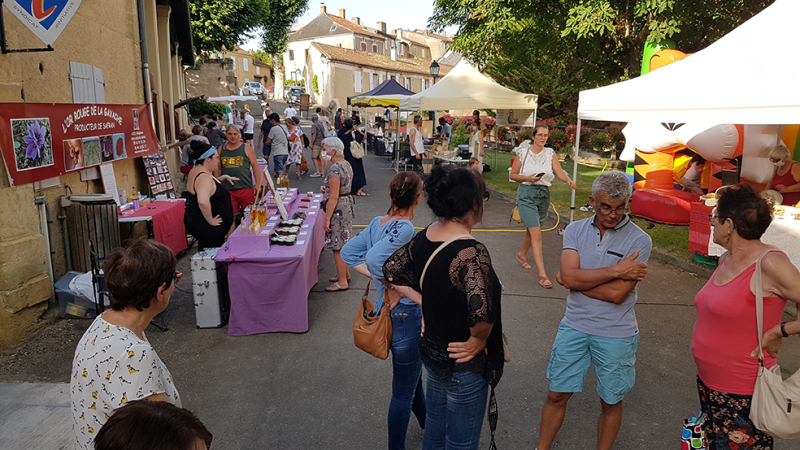 Marchés gourmands : un rendez-vous hebdomadaire