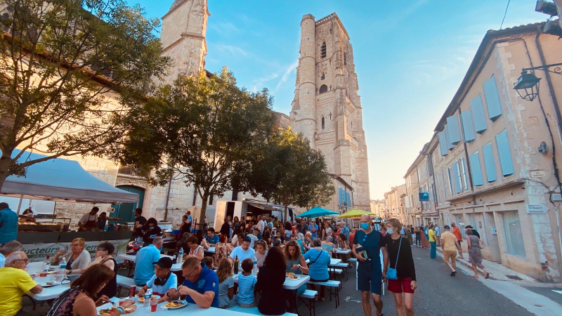 La rue Nationale a repris vie grâce aux Nuits du lundi