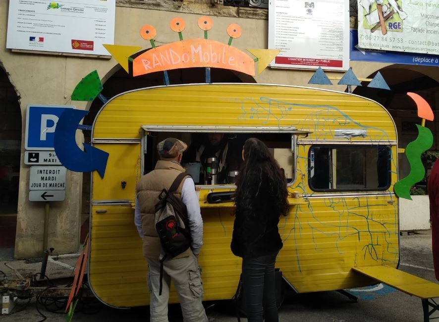 La Randomobile sur le marché hebdomadaire, en janvier 2020