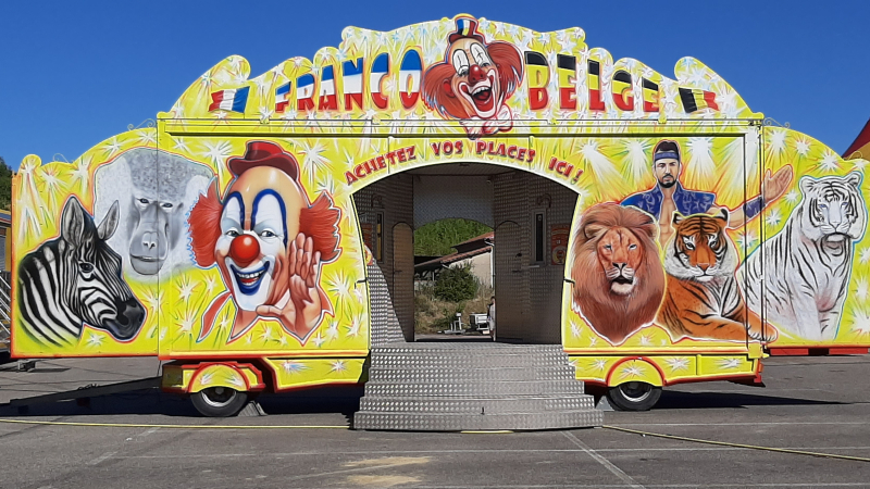 Le cirque franco-belge arrive à Vic !
