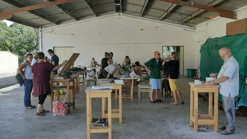 Des sculpteurs en devenir au Festival Avoz'art
