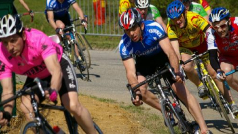 Amateurs de vélo, les courses reprennent 