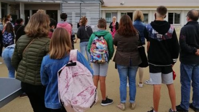 Rentrée masquée des sixièmes au collège Gabriel Séailles