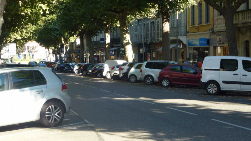 Plus d’emplacements de stationnement, c’est plus de clients pour les commerçants