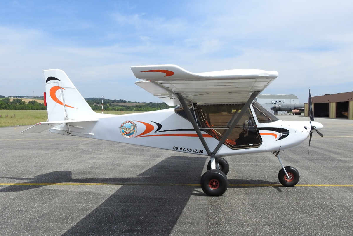 Un Nynja Albatros pour découvrir Auch vu d'en haut - Photo DR
