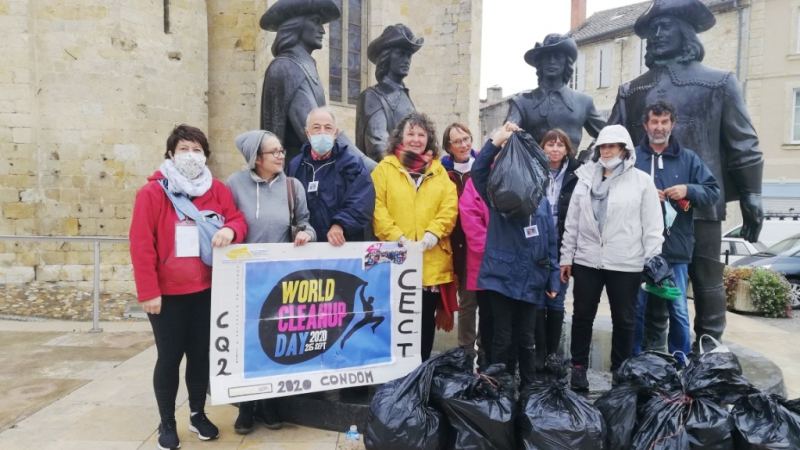 De nombreuses associations ont participé au World Clean Up Day 