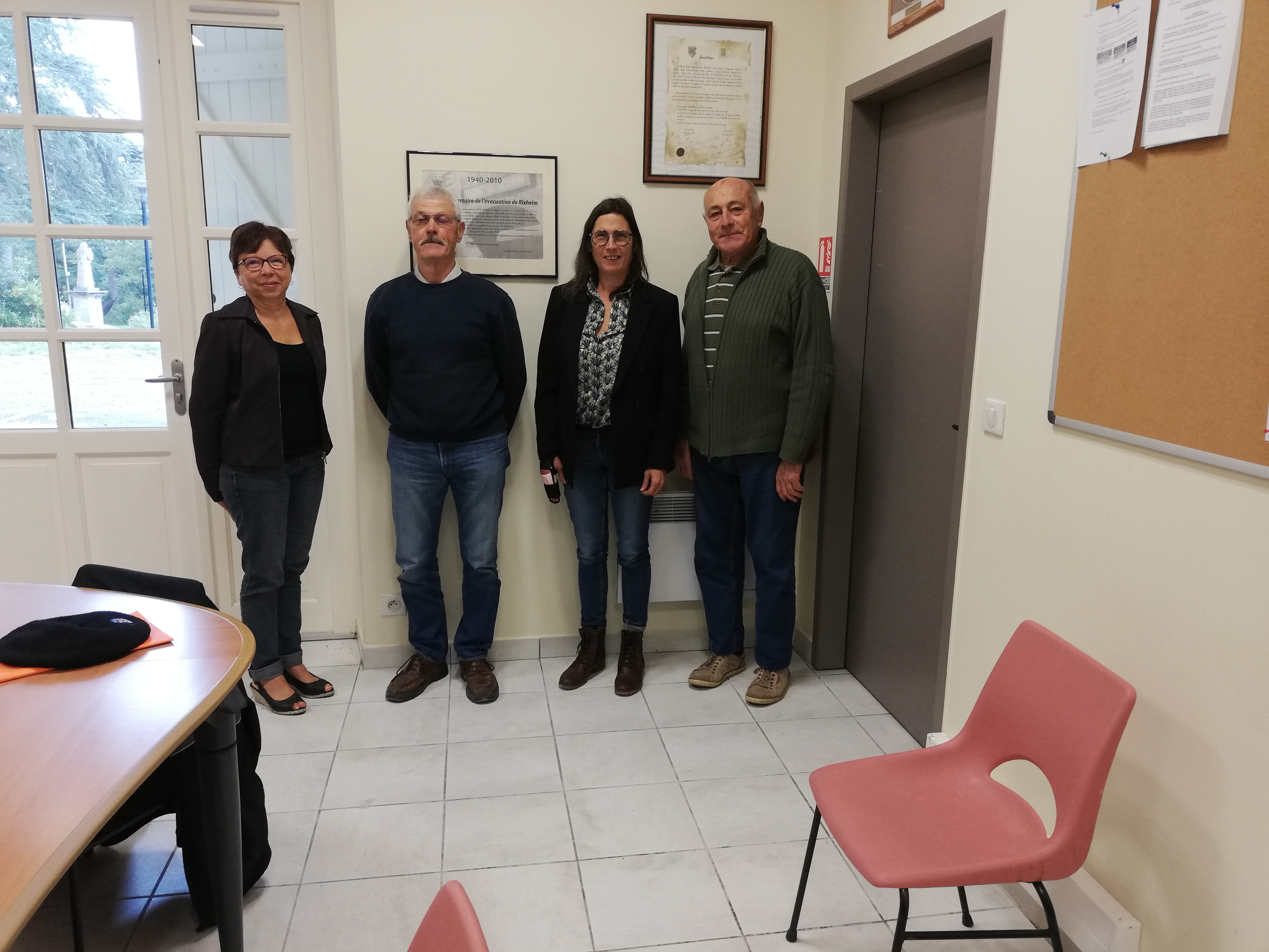 Photo : Joséphine Bruni, Charles Monties, Isabelle Caillavet, Jean-Louis Ducournau