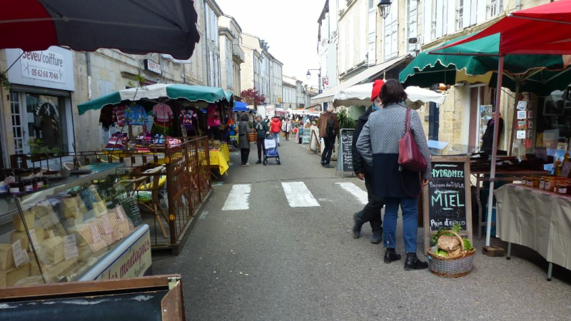 Les commerçants, ouverts ou non, sont au cœur de toutes les préoccupations