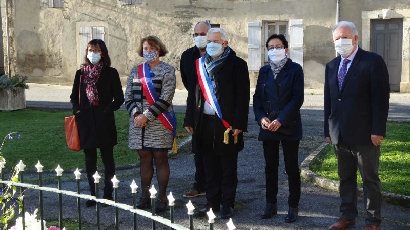 Pas de musique, ni de clique, et encore moins de public