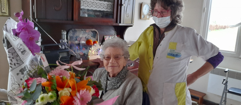 Des fleurs bien méritées ! Bon anniversaire, Juliette !