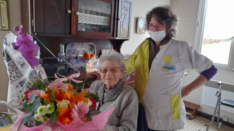 Des fleurs bien méritées ! Bon anniversaire, Juliette !