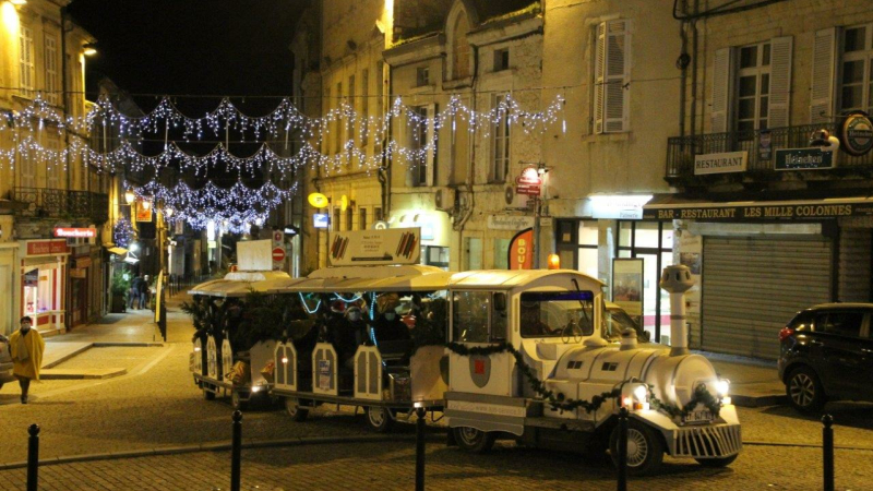Le petit train s'en va dans la campagne ? Non, il arrive en ville