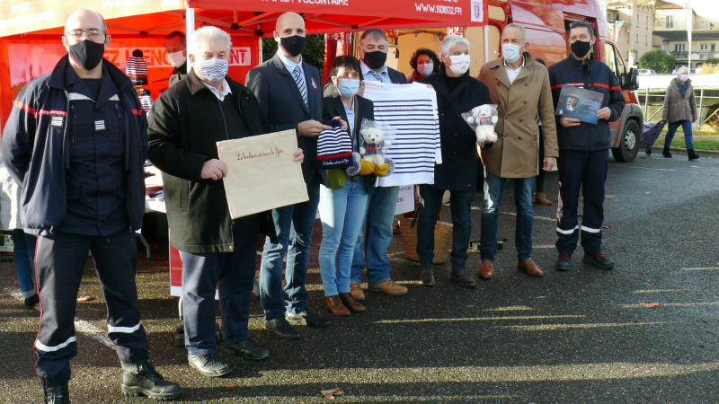 Succès de la vente des bonnets et marinières "Le bonheur est dans le Gers"