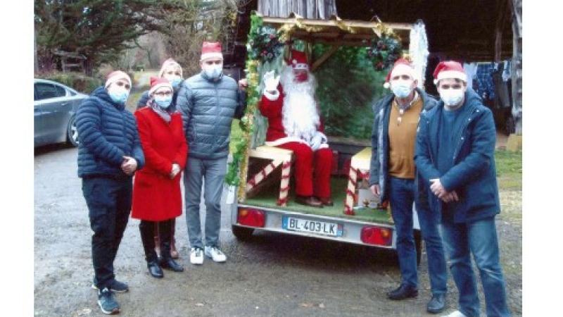 Le père Noël à la rencontre des enfants de Roquebrune  !