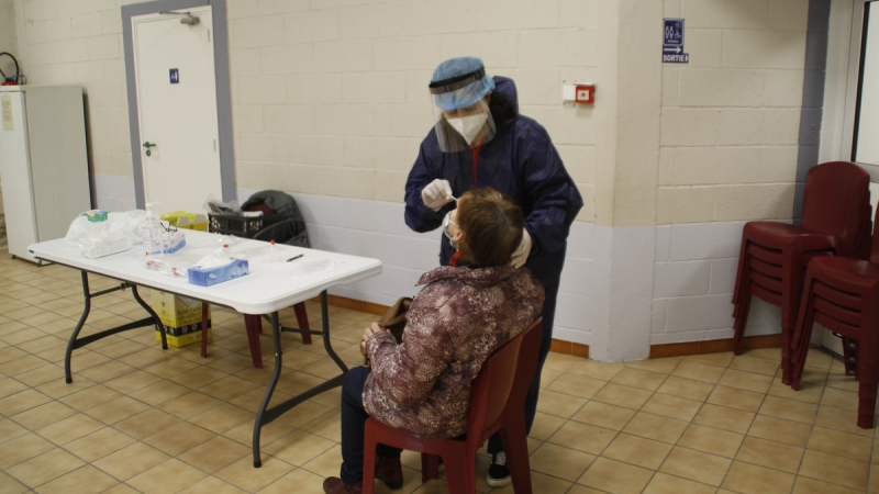 Prélèvements pour tests PCR 