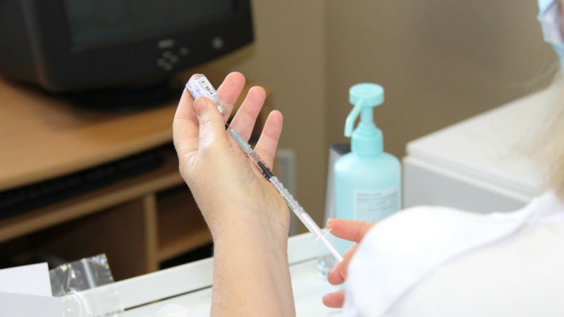 La vaccination ouverte aussi pour les patients les plus à risque