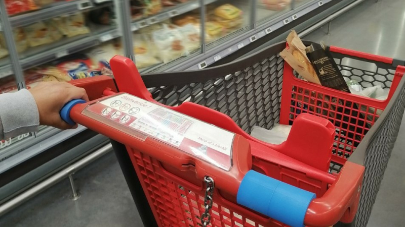 Les courses, d'accord, mais sans les virus
