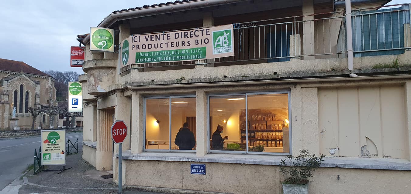 Vous ne pouvez plus le manquer ! Photo Facebook La Ferme Enchantée