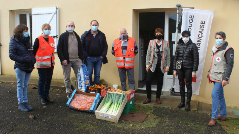 120 kg de légumes donnés à la Croix-Rouge locale