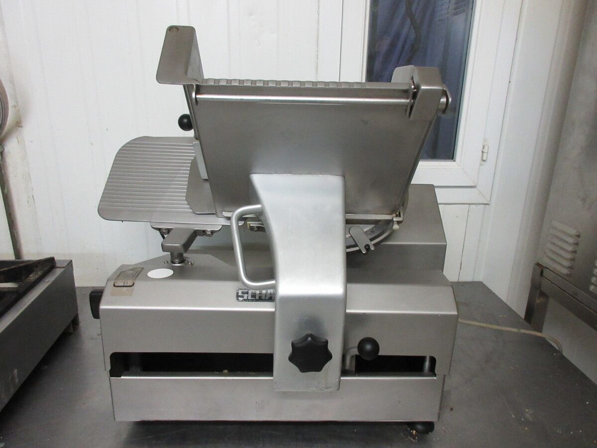 Lot n° 89 - Trancheuse à jambon automatique Seharfen, type ATM2, 600 watts