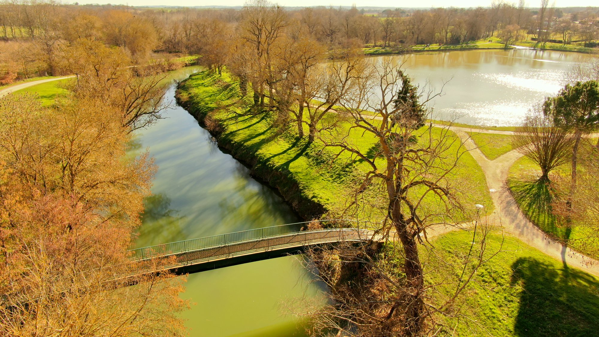 Le lac vu grâce au drone de Laurent Lainé